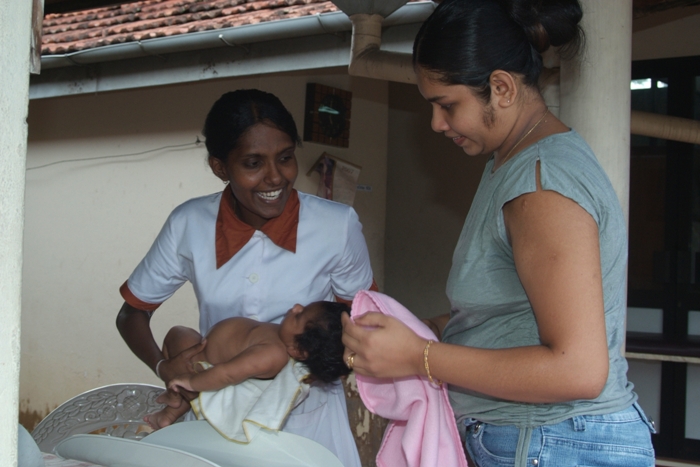“My son is getting DTP3 and hepatitis B shots. We will make sure he gets all the vaccines. We want him to have a long life and achieve his goals,” says Nalini Geethika, as two-month-old Tarini Anupaja is weighed at the Pittakotte clinic. Over 99 percent of Sri Lanka’s population is immunised against DTP3 and hepatitis B (WHO), thanks in part to GAVI funding. 